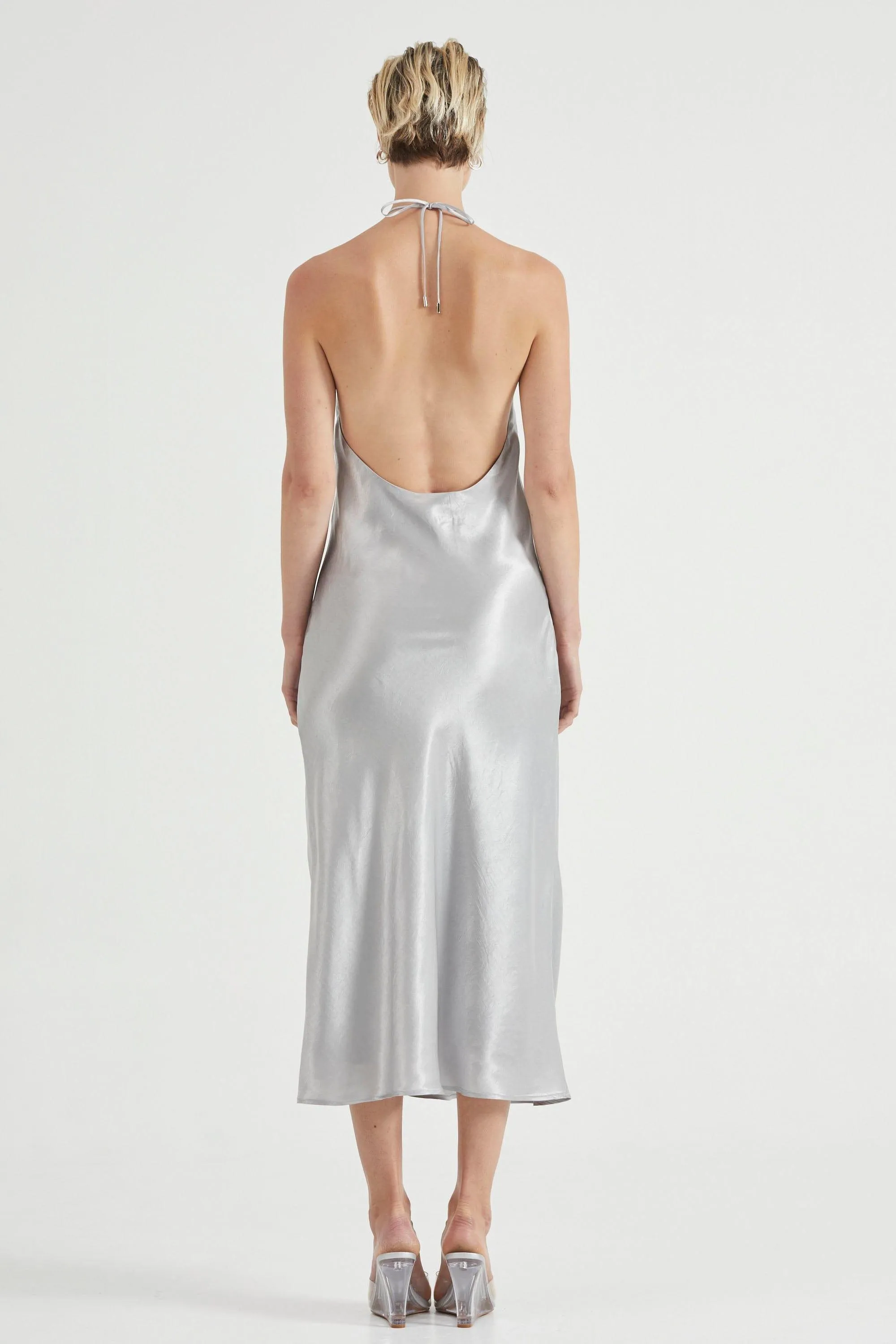 CRUSH BIAS HALTER DRESS | SILVER